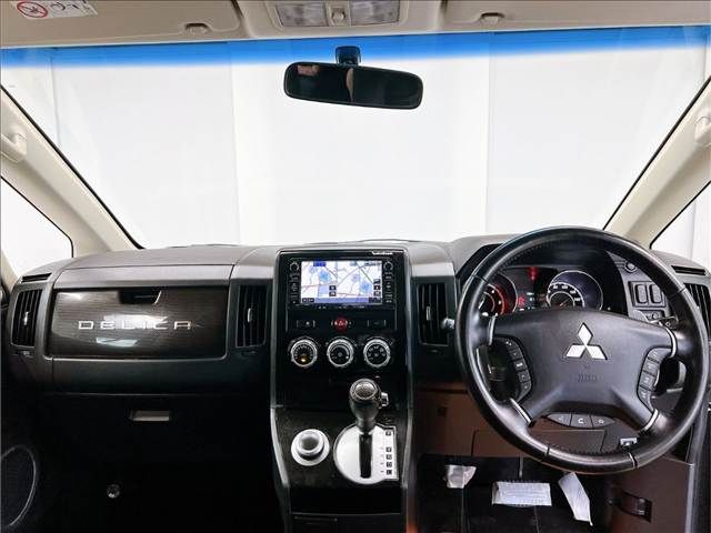 MITSUBISHI DELICA D:5 4WD 2018