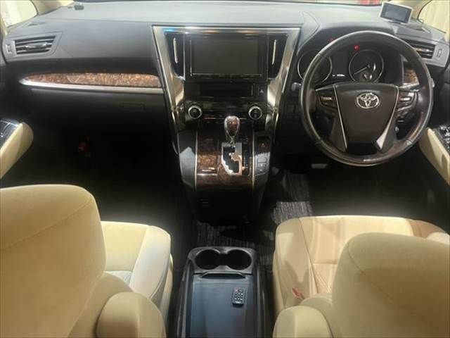 TOYOTA ALPHARD 2019