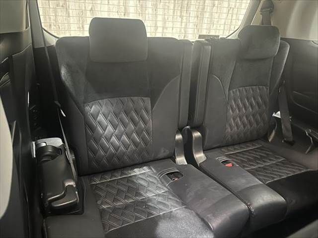 TOYOTA ALPHARD hybrid 4WD 2017