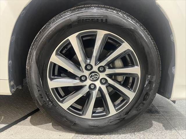 TOYOTA ALPHARD hybrid 4WD 2017