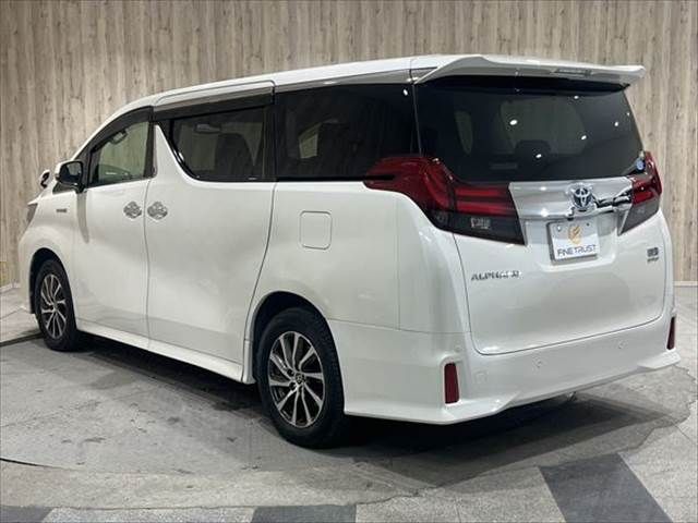 TOYOTA ALPHARD hybrid 4WD 2017