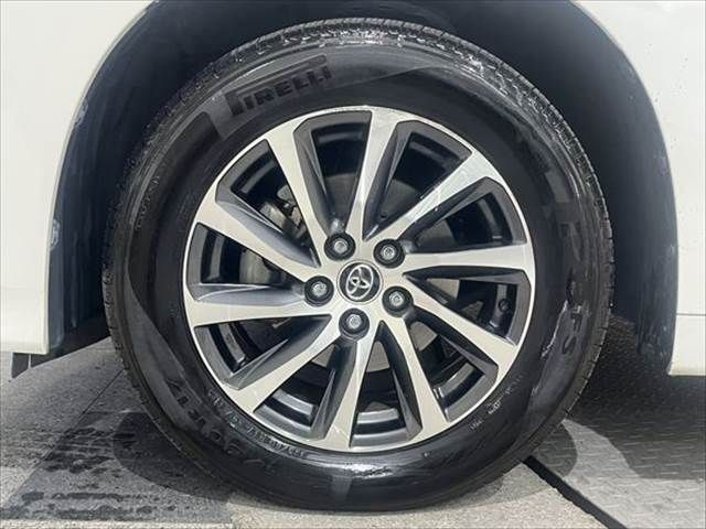 TOYOTA ALPHARD hybrid 4WD 2017