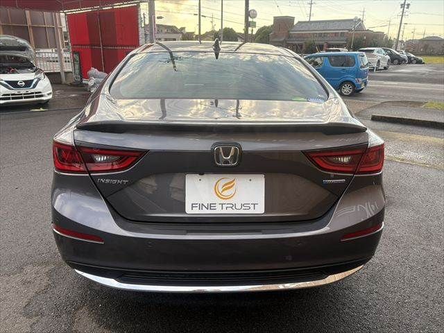 HONDA INSIGHT sedan 2019