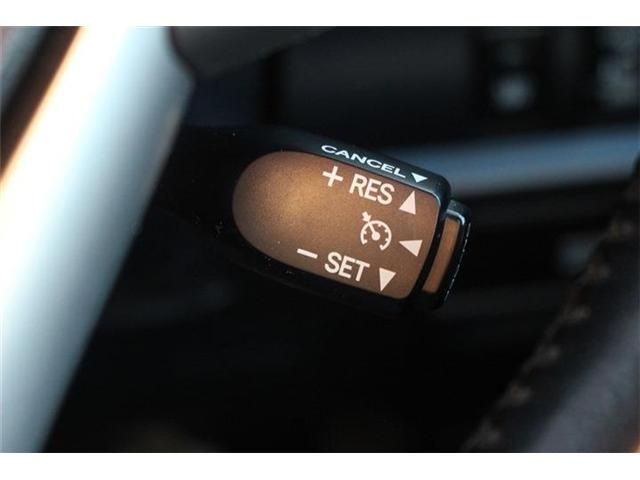 TOYOTA NOAH HYBRID 2018