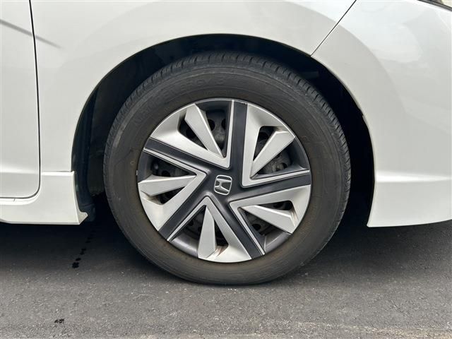 HONDA SHUTTLE HYBRID 2016