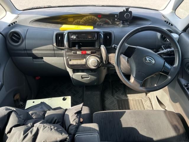 DAIHATSU TANTO CUSTOM 2010