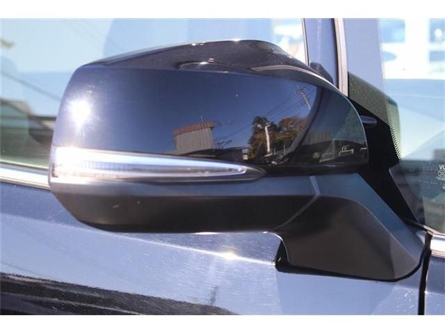 TOYOTA VELLFIRE 2020