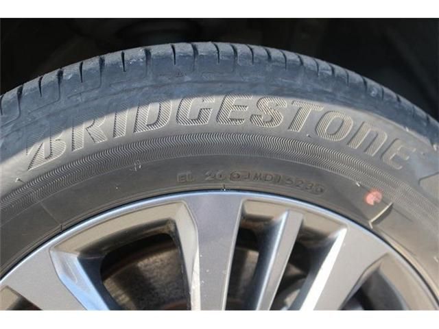 TOYOTA VOXY HYBRID 2023