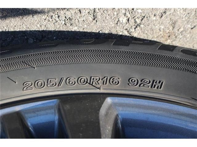 TOYOTA VOXY HYBRID 2023