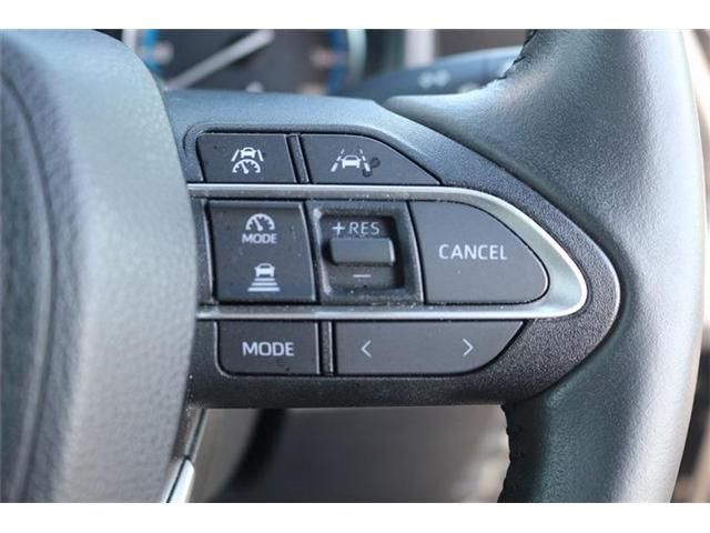 TOYOTA VOXY HYBRID 2023