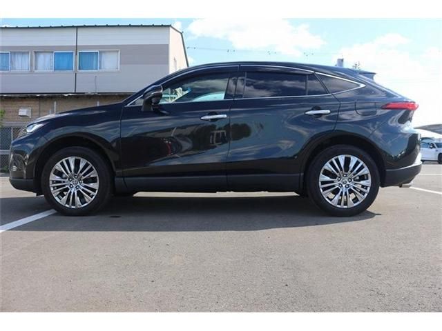 TOYOTA HARRIER HYBRID 2020