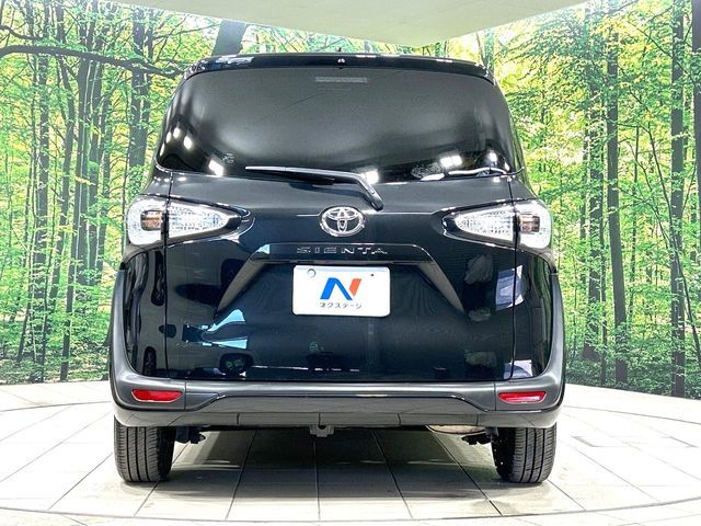 TOYOTA SIENTA 2016
