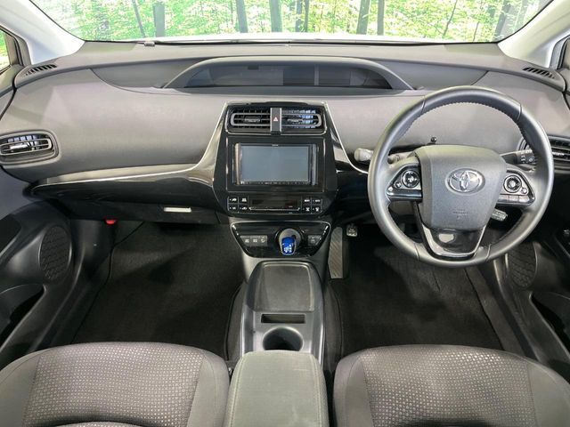 TOYOTA PRIUS 2020