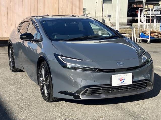 TOYOTA PRIUS 2023