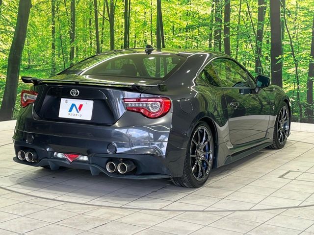 TOYOTA 86 2017