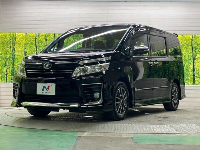 TOYOTA VOXY 2015