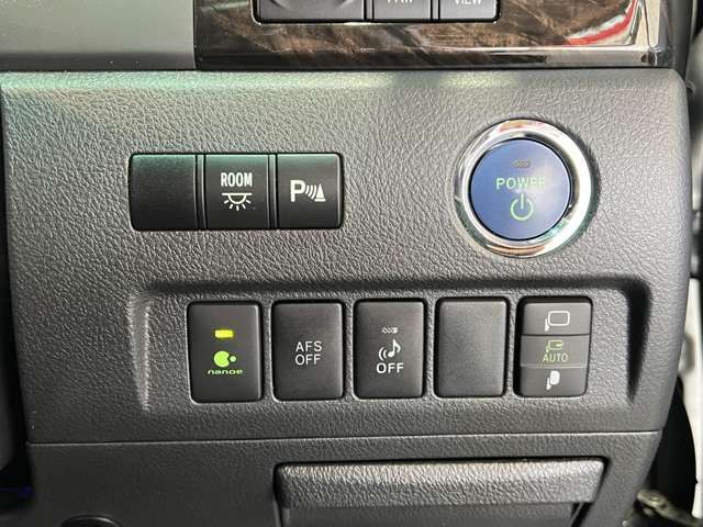 TOYOTA ALPHARD hybrid 4WD 2014