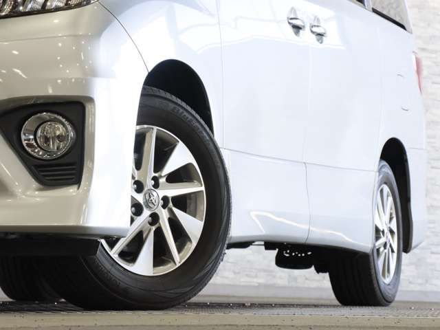 TOYOTA ALPHARD hybrid 4WD 2014