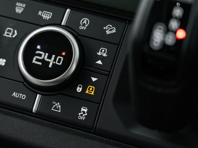 ROVER ROVER DEFENDER 2023