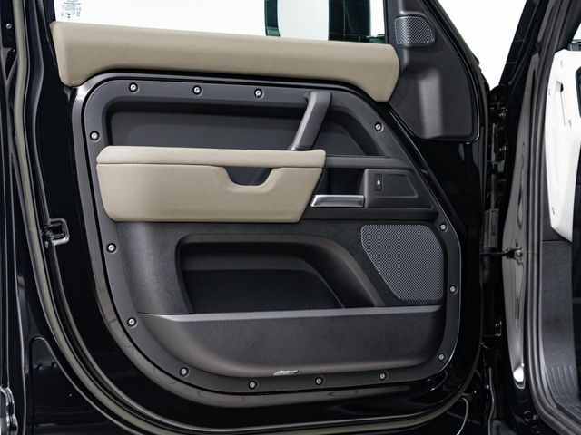 ROVER ROVER DEFENDER 2023