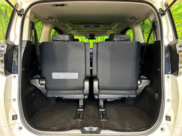 TOYOTA VELLFIRE 2019