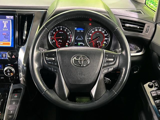 TOYOTA VELLFIRE 2019