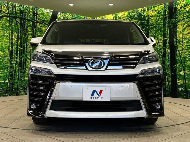 TOYOTA VELLFIRE 2019
