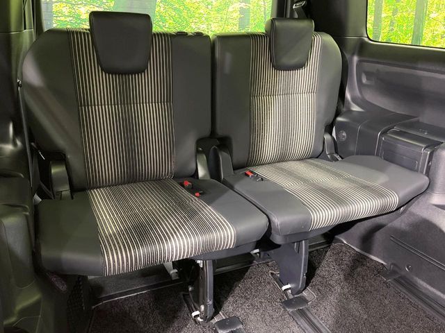 TOYOTA NOAH HYBRID 2021