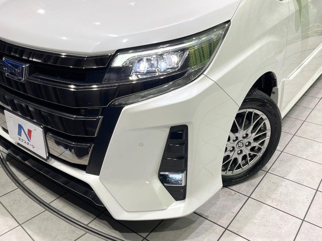 TOYOTA NOAH HYBRID 2021