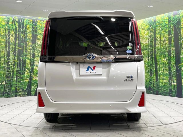 TOYOTA NOAH HYBRID 2021