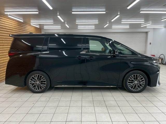 TOYOTA VELLFIRE  HYBRID 2023