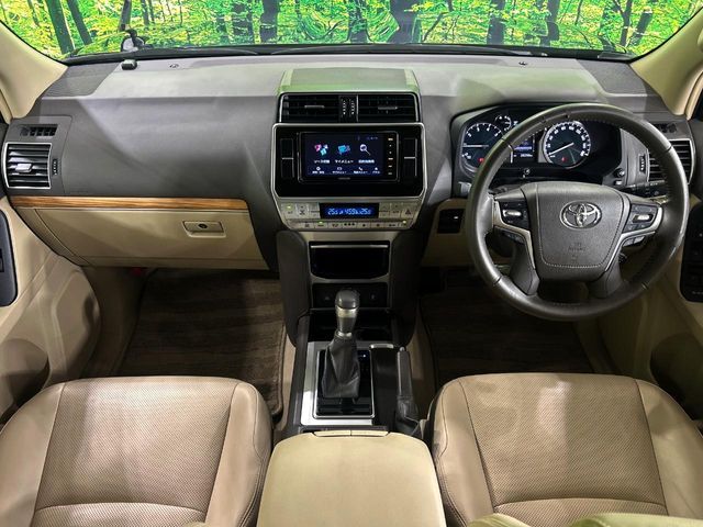 TOYOTA LANDCRUISER PRADO 2018