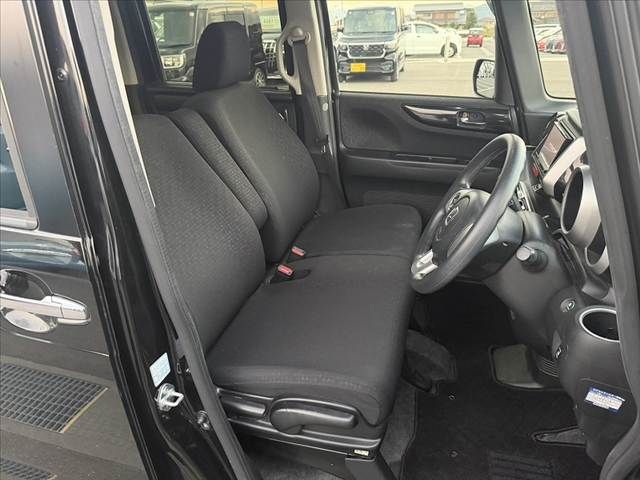 HONDA N BOX CUSTOM 2016