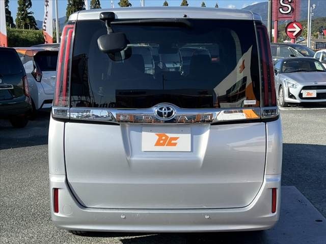TOYOTA NOAH 2020