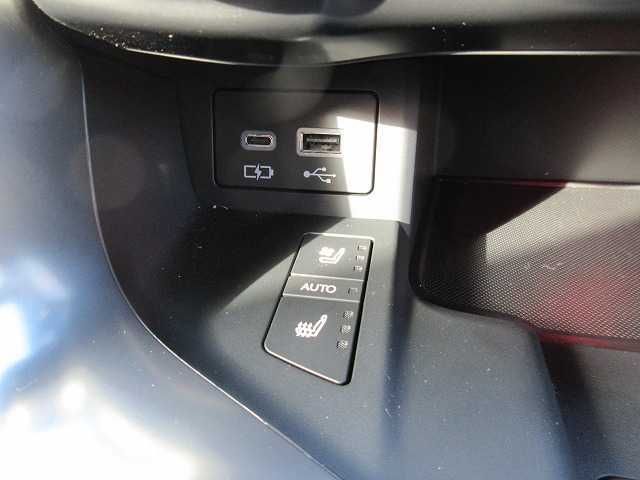 TOYOTA LEXUS LX600 2023