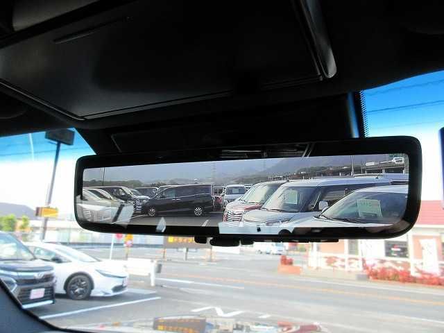 TOYOTA LEXUS LX600 2023