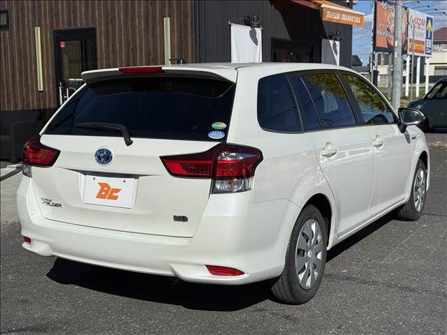 TOYOTA COROLLA FIELDER 2015