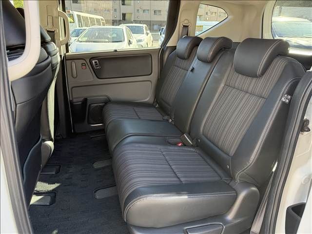 HONDA FREED plus HYBRID 2016