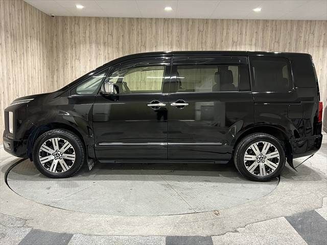 MITSUBISHI DELICA D:5 4WD 2020