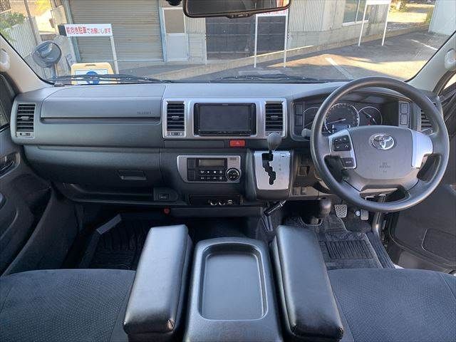 TOYOTA HIACE van 2WD 2017