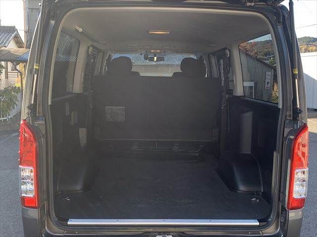 TOYOTA HIACE van 2WD 2017