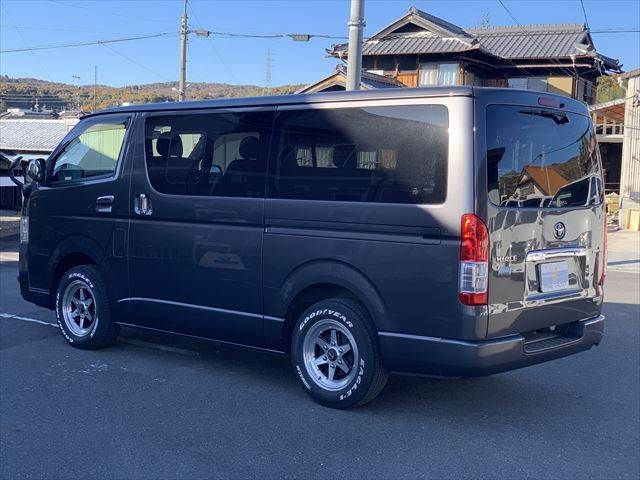 TOYOTA HIACE van 2WD 2017