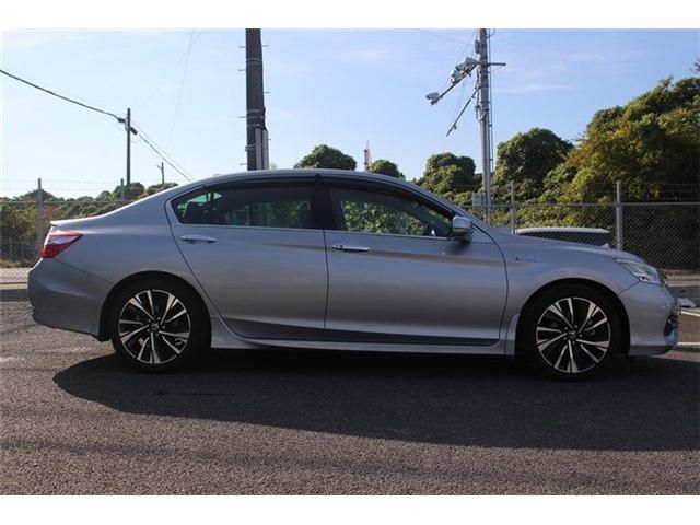 HONDA ACCORD HYBRID 2016