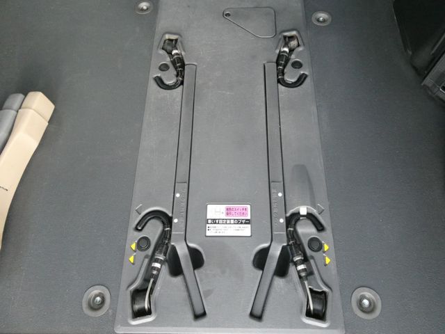 TOYOTA HIACE van 4WD 2019