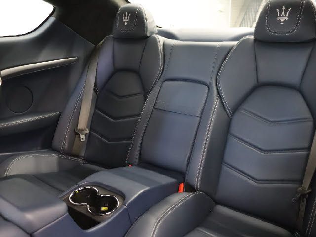 MASERATI MASERATI GRANTURISMO 2015