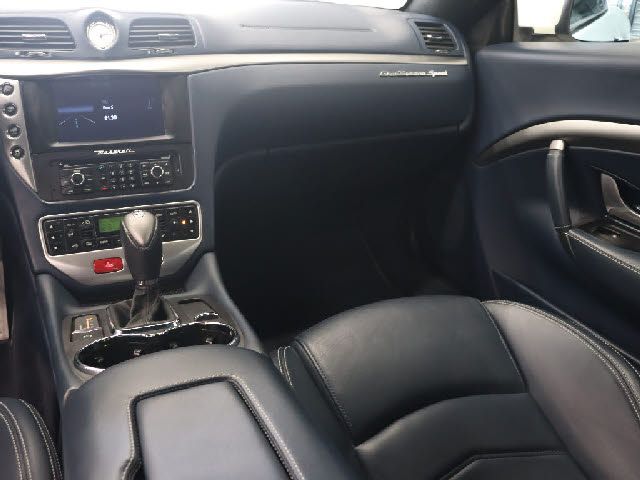 MASERATI MASERATI GRANTURISMO 2015