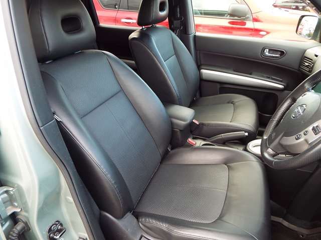 NISSAN X-TRAIL 4WD 2012