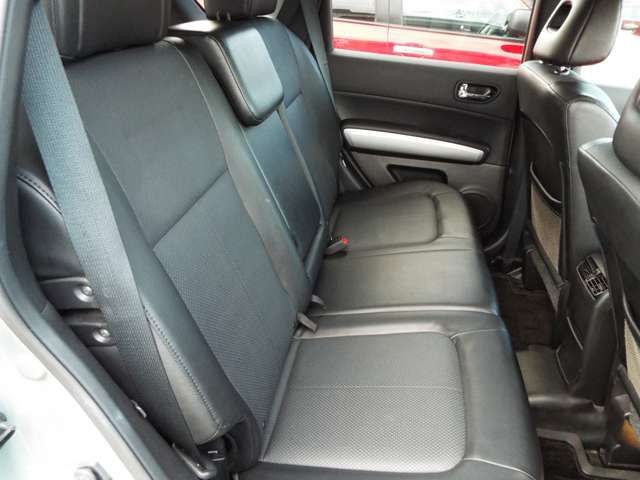 NISSAN X-TRAIL 4WD 2012