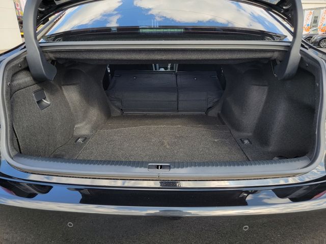 TOYOTA LEXUS IS300h 2014