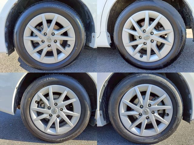 TOYOTA PRIUS Alpha 2016